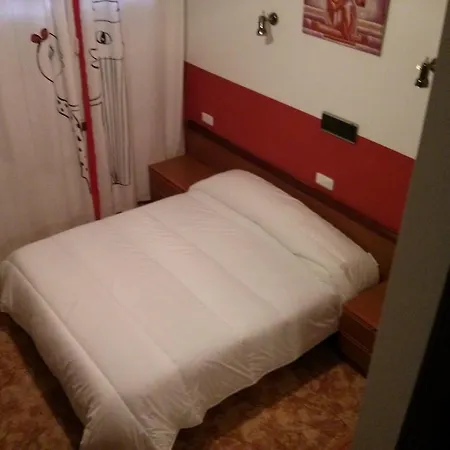 Residencia Tere 2* Саншеншо